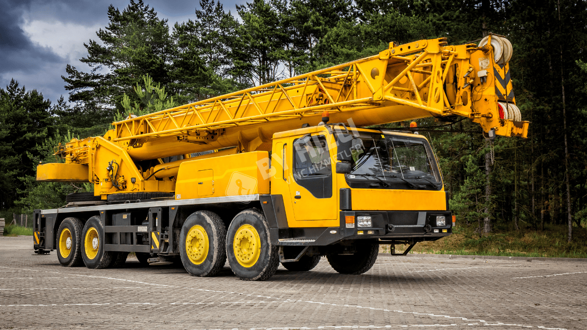 Üçyol Mobil Teleskopik Vinç